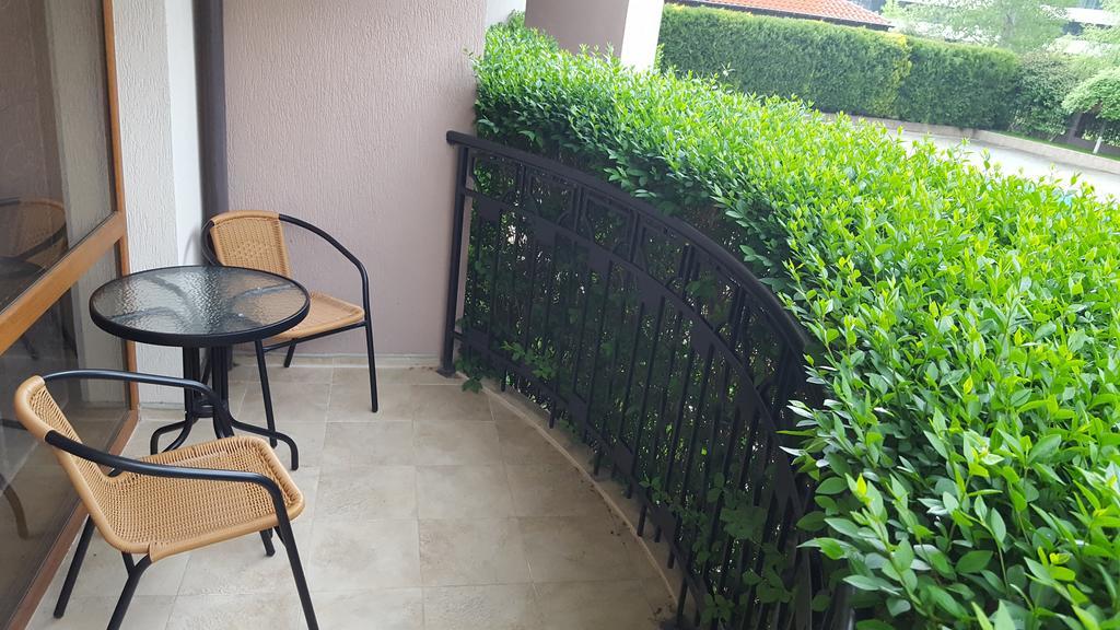 Alex Deluxe Apartments Sunny Beach Ngoại thất bức ảnh